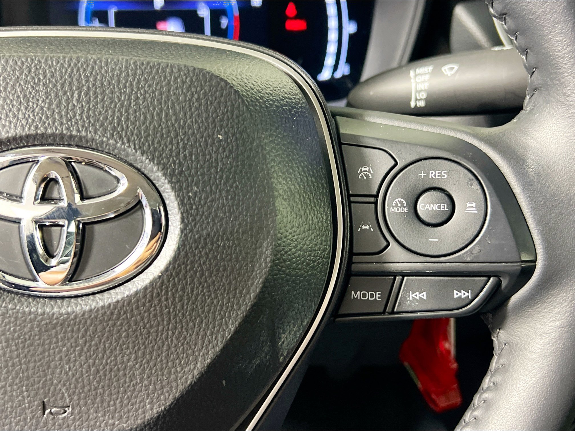 Used 2026 Toyota Corolla LE FWD image 19