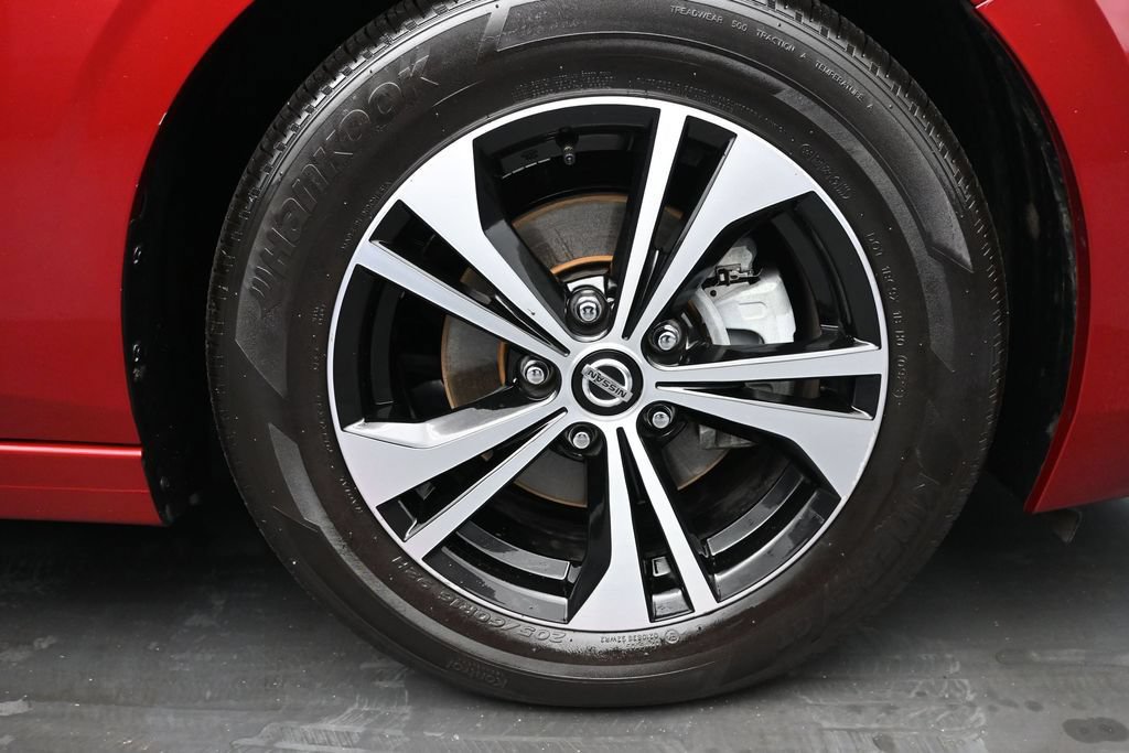 Used 2023 Nissan Sentra SV w/ All-Weather Package FWD image 2