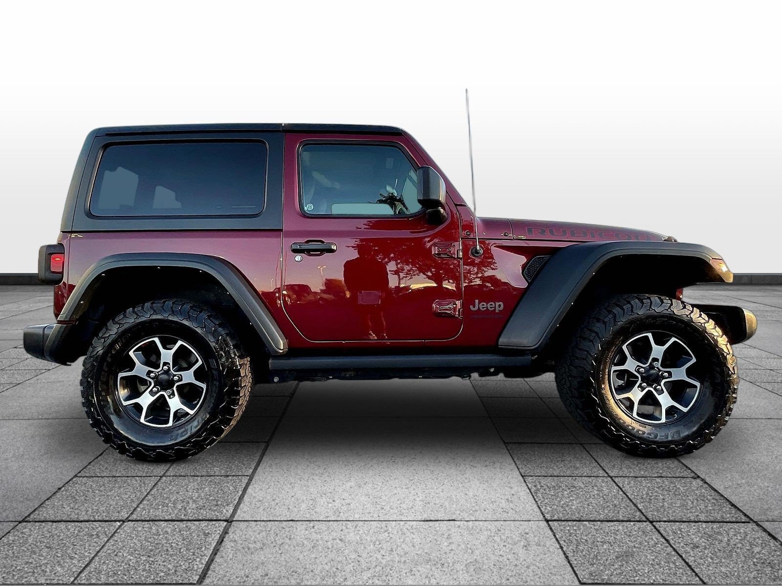 Used 2021 Jeep Wrangler Rubicon w/ Cold Weather Group AWD/4WD image 4