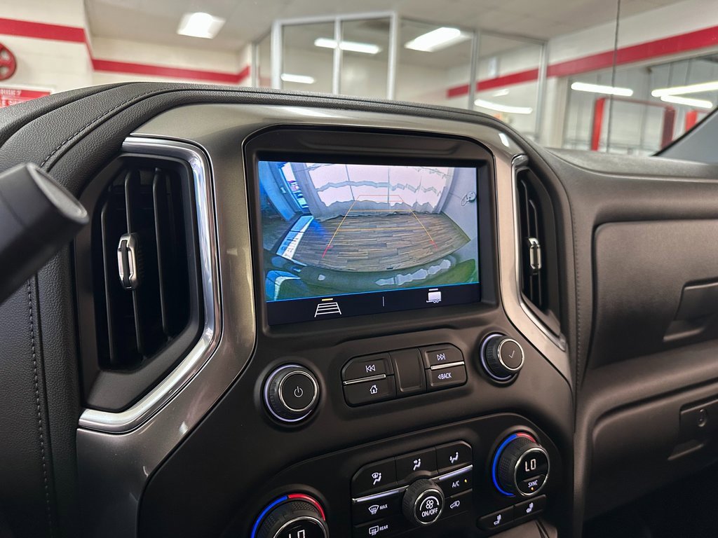 Used 2021 Chevrolet Silverado 1500 RST image 24