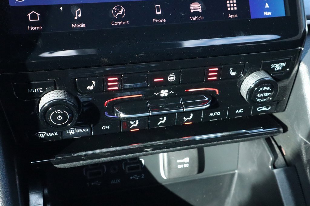 New 2025 Jeep Grand Cherokee L Limited image 8