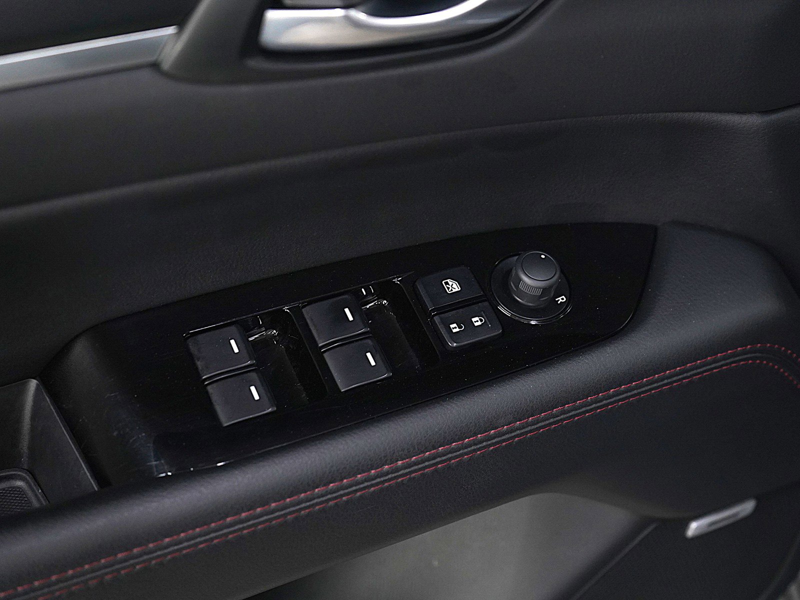 Used 2025 MAZDA CX-5 Carbon Edition image 20