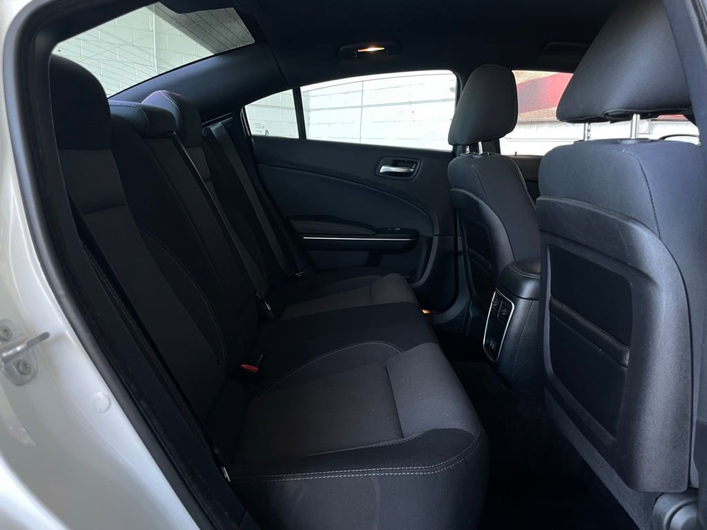 Used 2016 Dodge Charger SE w/ Popular Equipment Group RWD image 15