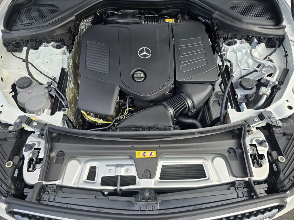 New 2026 Mercedes-Benz GLC 300 4MATIC image 10
