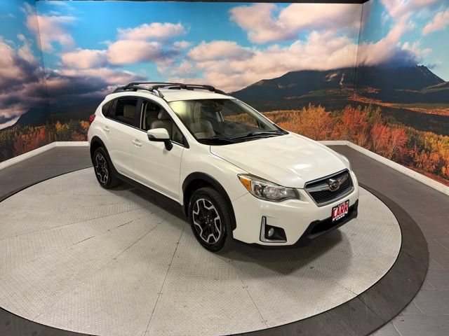 Used 2017 Subaru Crosstrek 2.0i Limited w/ Popular Package #2 AWD/4WD image 2