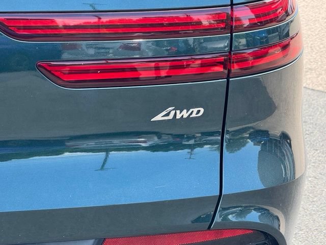 Certified 2023 Genesis GV70 2.5T w/ Select Package AWD/4WD image 9
