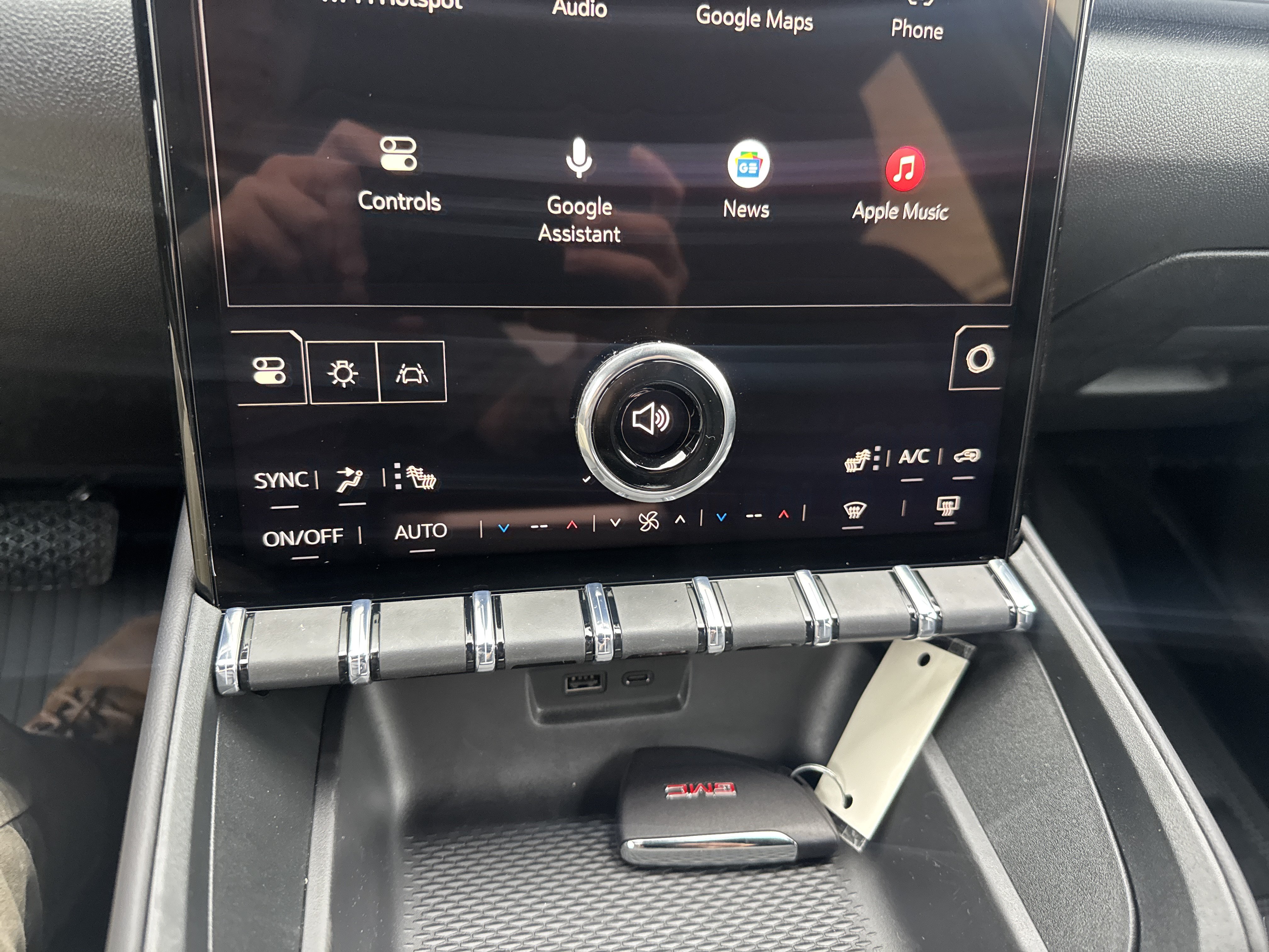 New 2027 GMC Terrain Elevation w/ Elevation Premium Package AWD/4WD image 25
