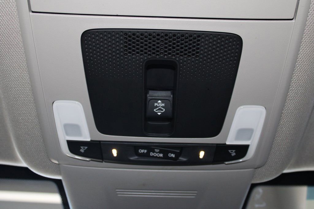 Used 2025 Honda CR-V EX-L image 37