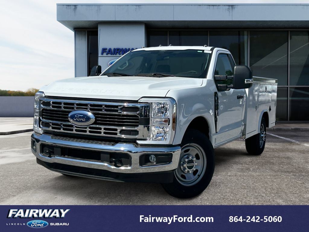 New 2024 Ford F350 XL w/ XL Chrome Package