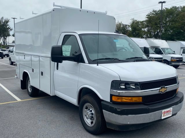 New 2025 Chevrolet Express 3500 w/ Power Convenience Package RWD image 2