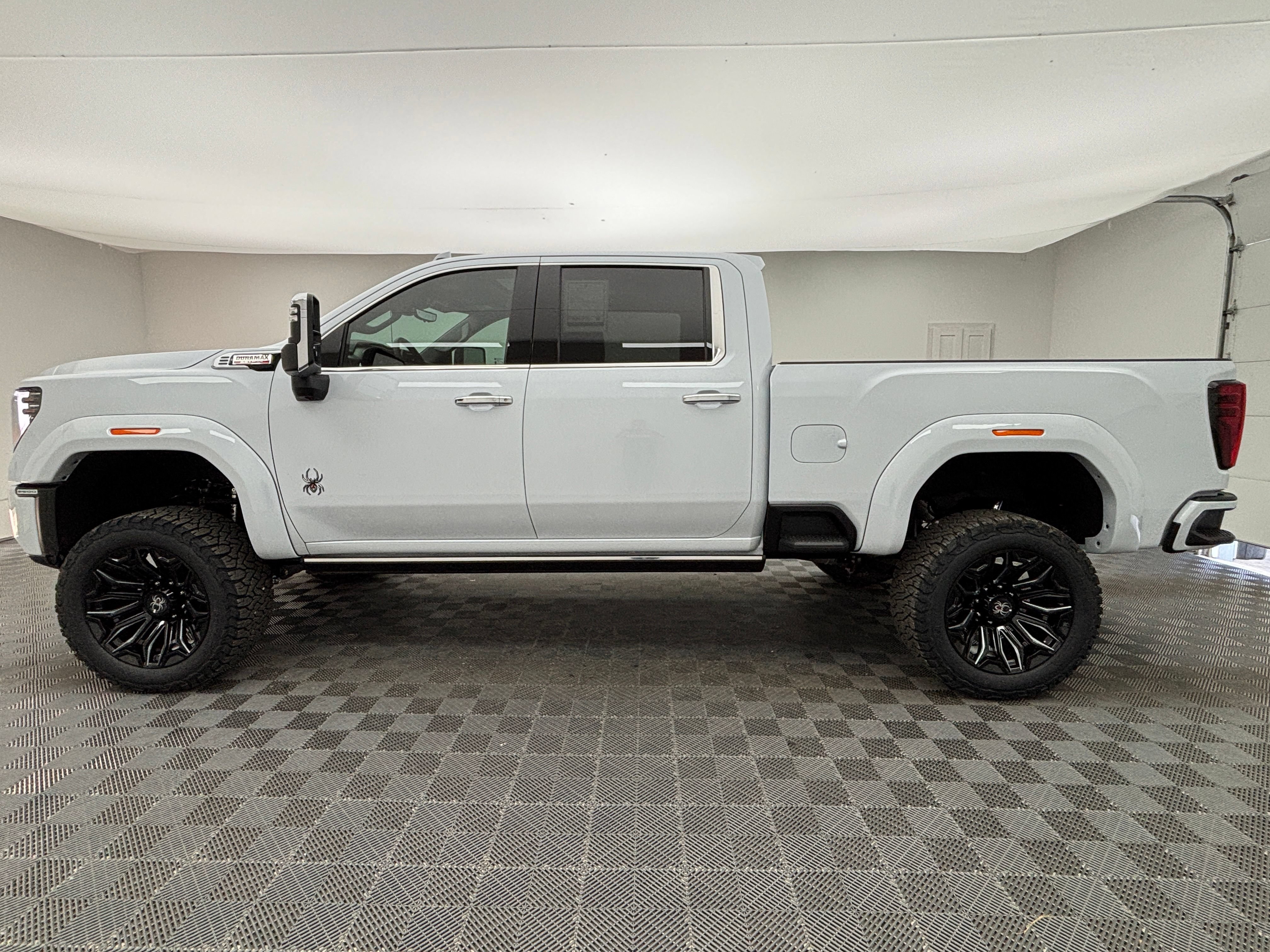 New 2026 GMC Sierra 2500 Denali w/ Denali Reserve Package AWD/4WD image 15