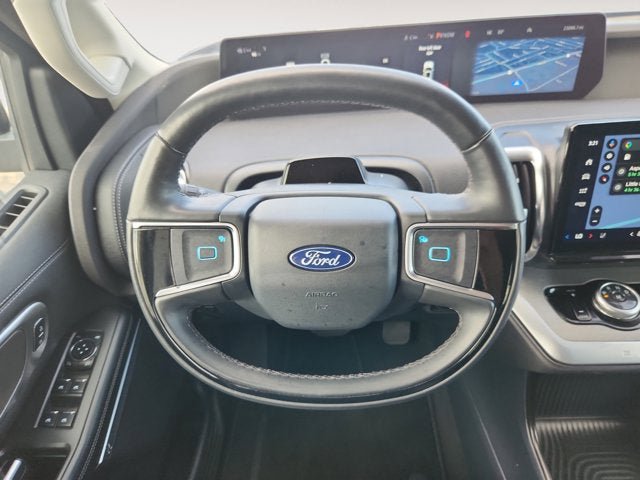 Certified 2025 Ford Expedition Platinum AWD/4WD image 12