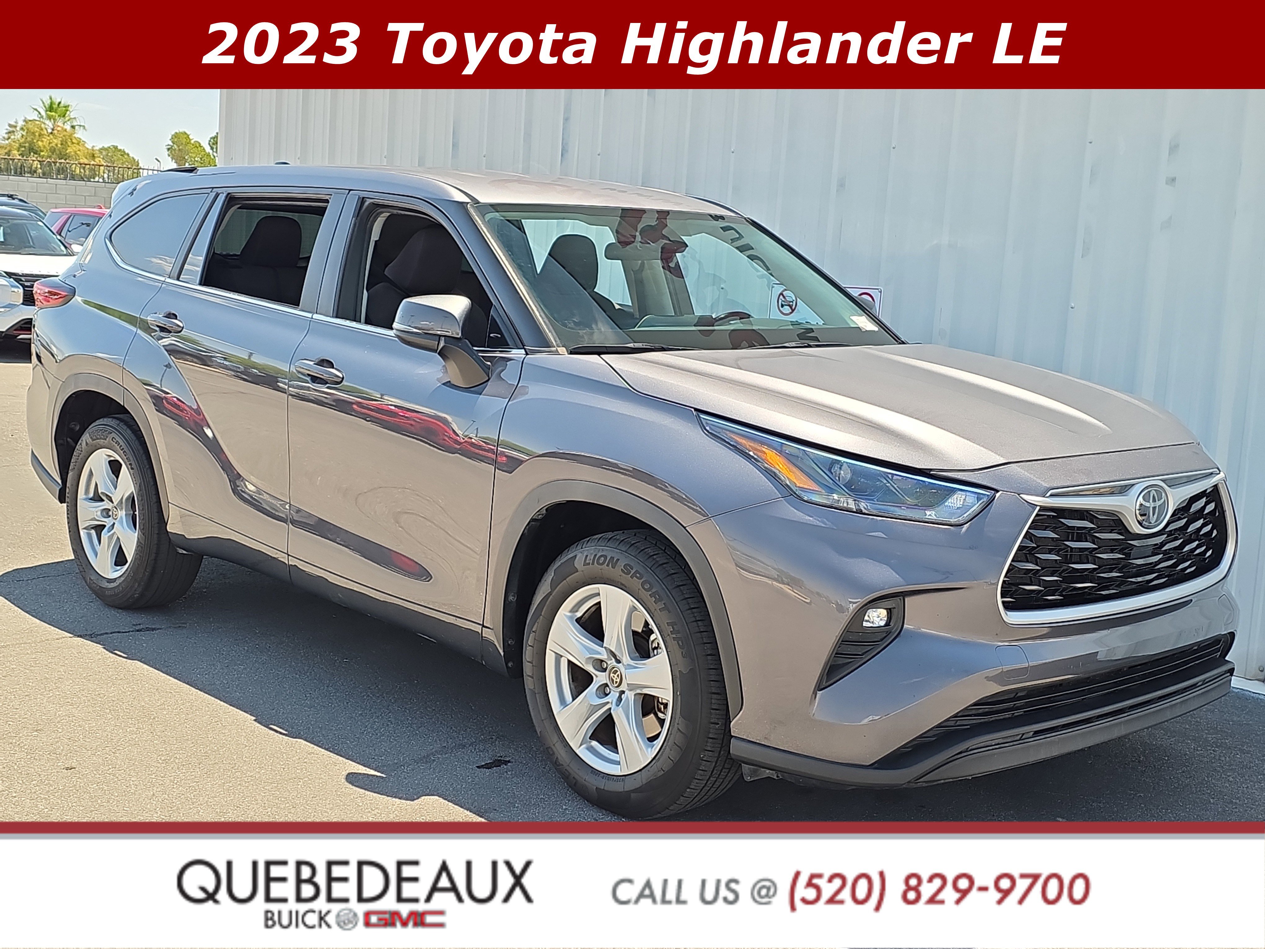 Used 2023 Toyota Highlander LE FWD image 1