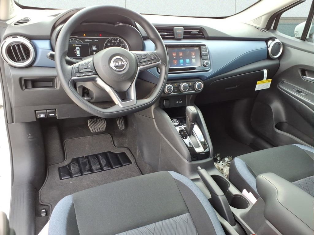 New 2025 Nissan Versa SV w/ Trunk Package FWD image 13