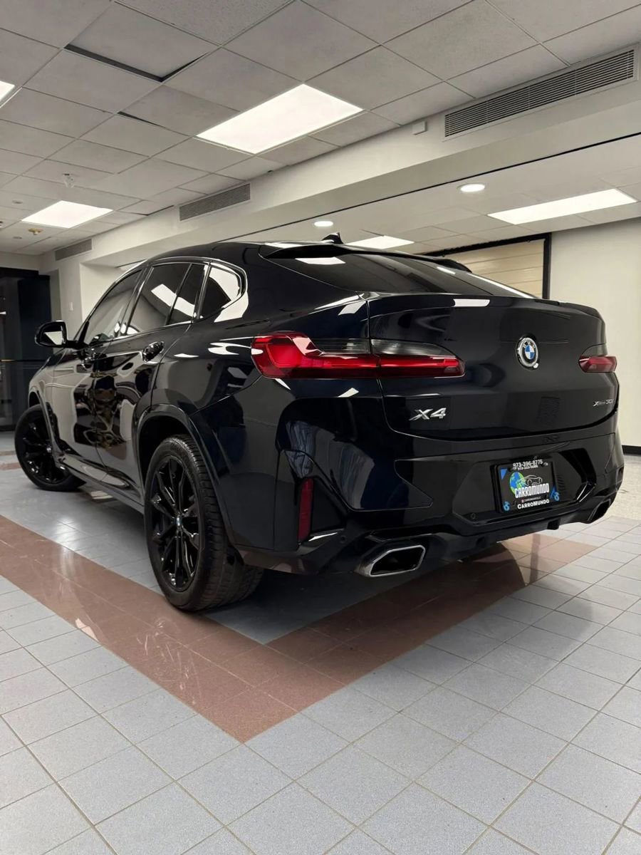 Used 2022 BMW X4 xDrive30i w/ M Sport Package 2 image 4