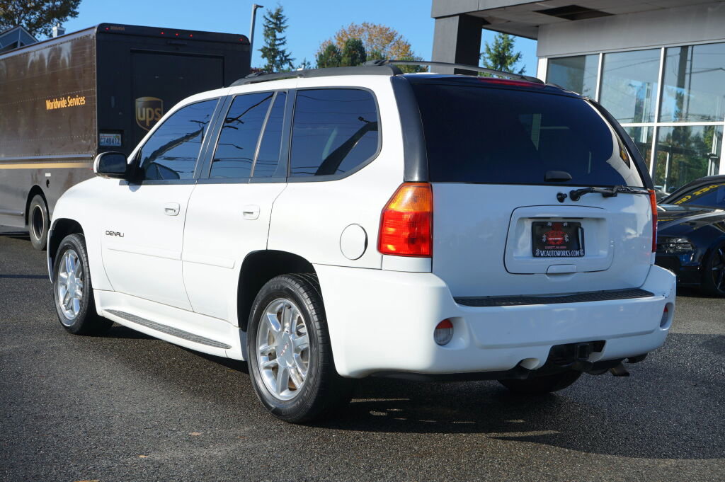 Used 2006 GMC Envoy Denali image 3