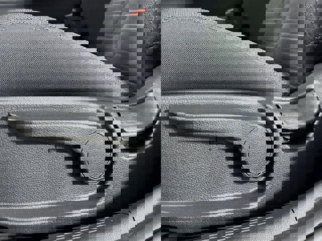 New 2025 Kia K5 LXS image 18