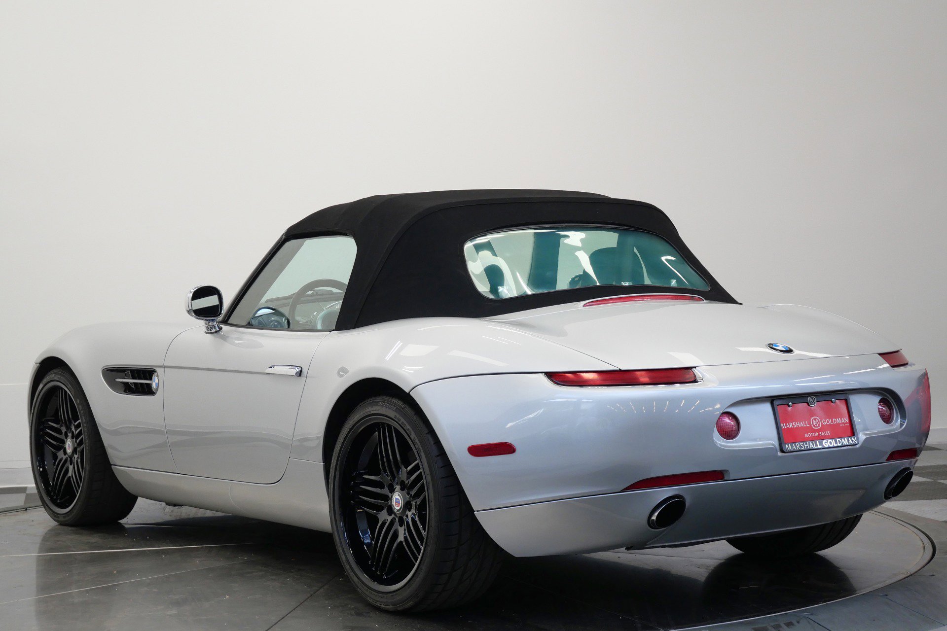 Used 2002 BMW Z8 RWD image 7