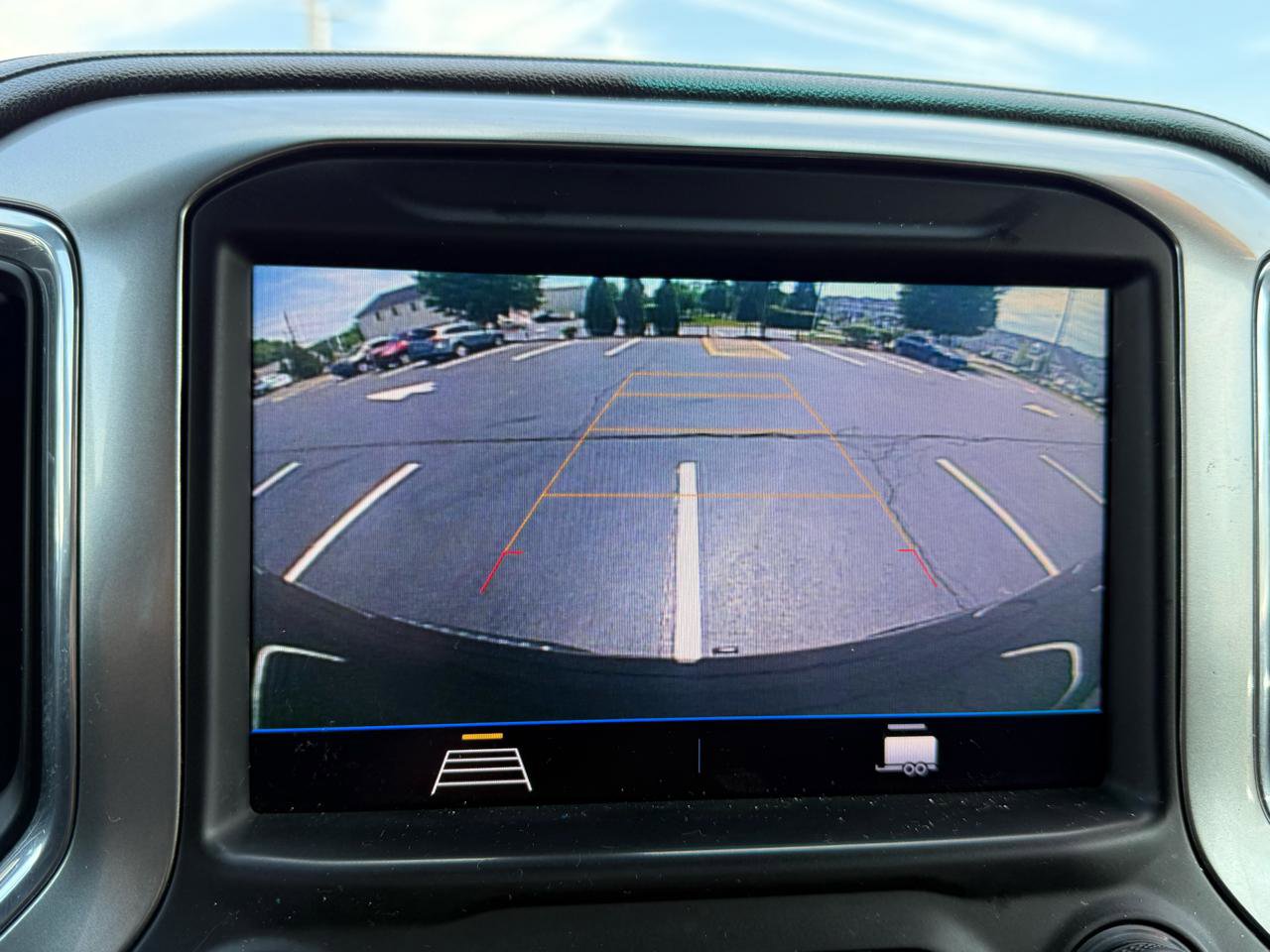 Used 2020 Chevrolet Silverado 1500 RST AWD/4WD image 19