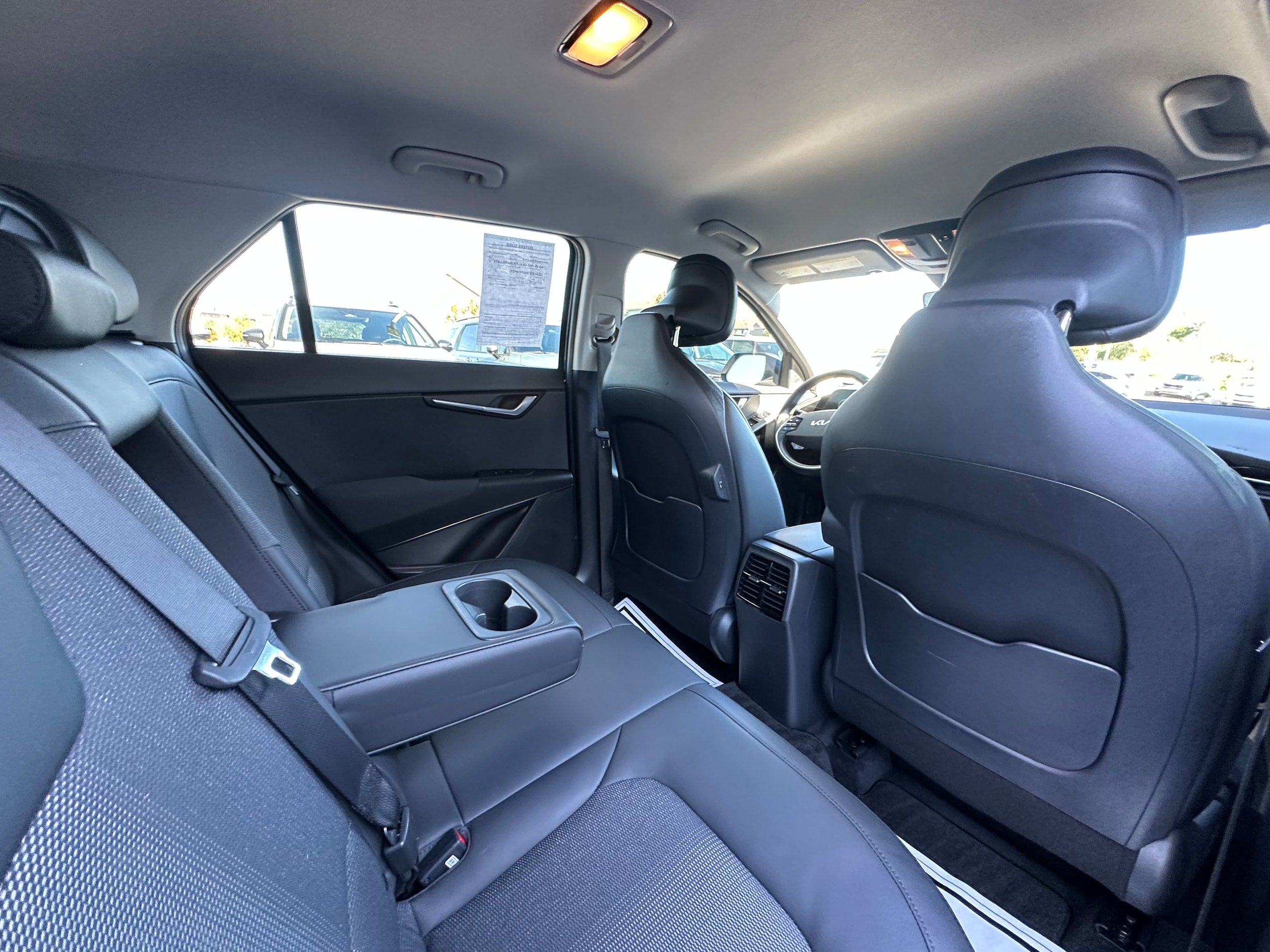 Used 2023 Kia Niro EX w/ EX Cold Weather Package FWD image 13