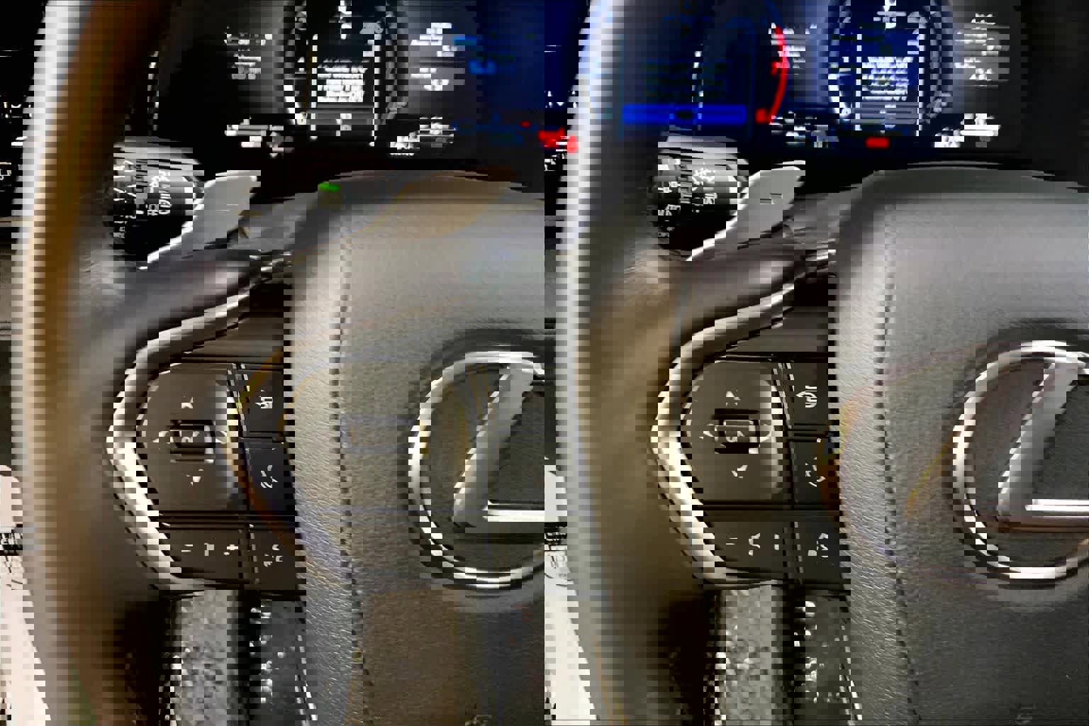 Certified 2025 Lexus TX 350 AWD w/ Accessory Package (Z1) image 24