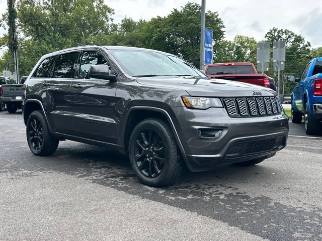 Used 2021 Jeep Grand Cherokee Laredo X AWD/4WD image 19
