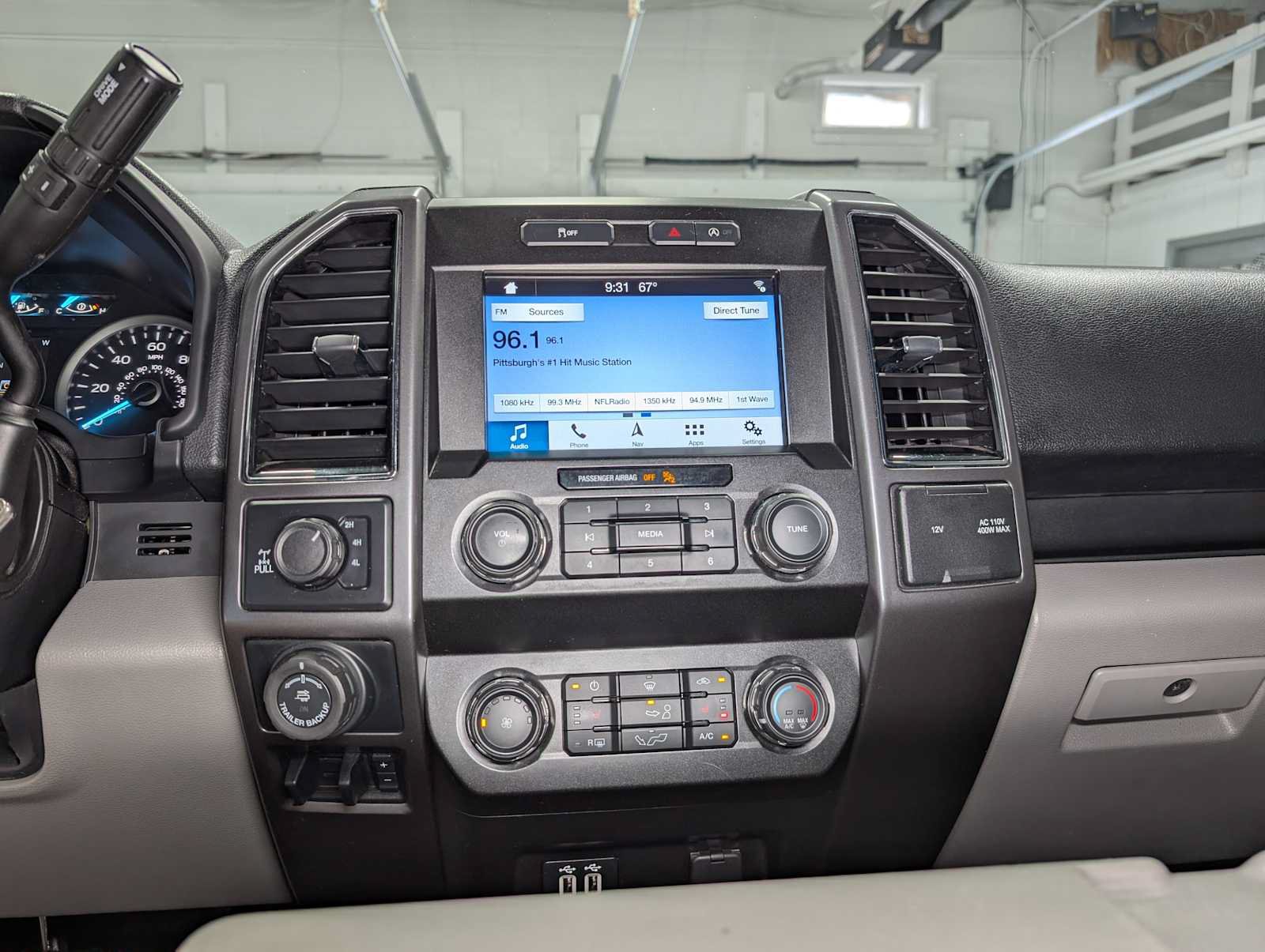 Used 2019 Ford F150 XLT w/ Equipment Group 302A Luxury AWD/4WD image 32