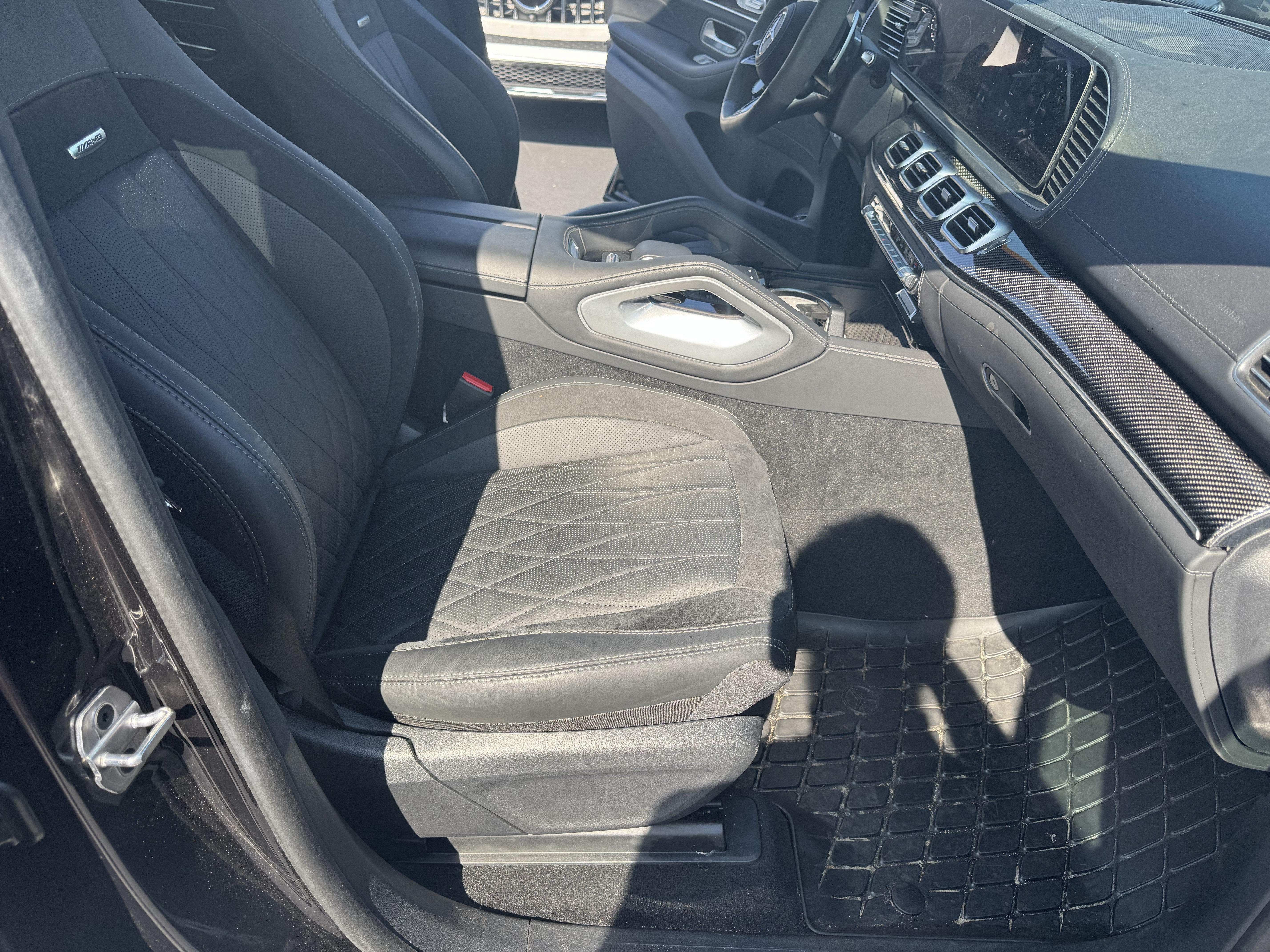 Used 2024 Mercedes-Benz GLS 63 AMG 4MATIC image 35