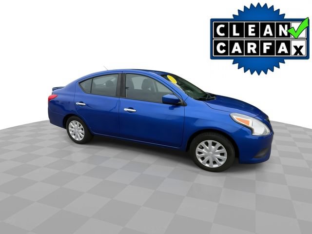 Used 2017 Nissan Versa SV FWD image 2