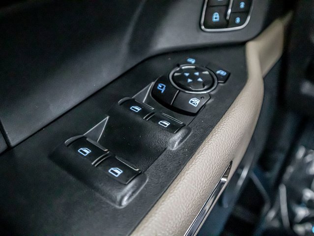 Used 2023 Ford Expedition Limited image 24