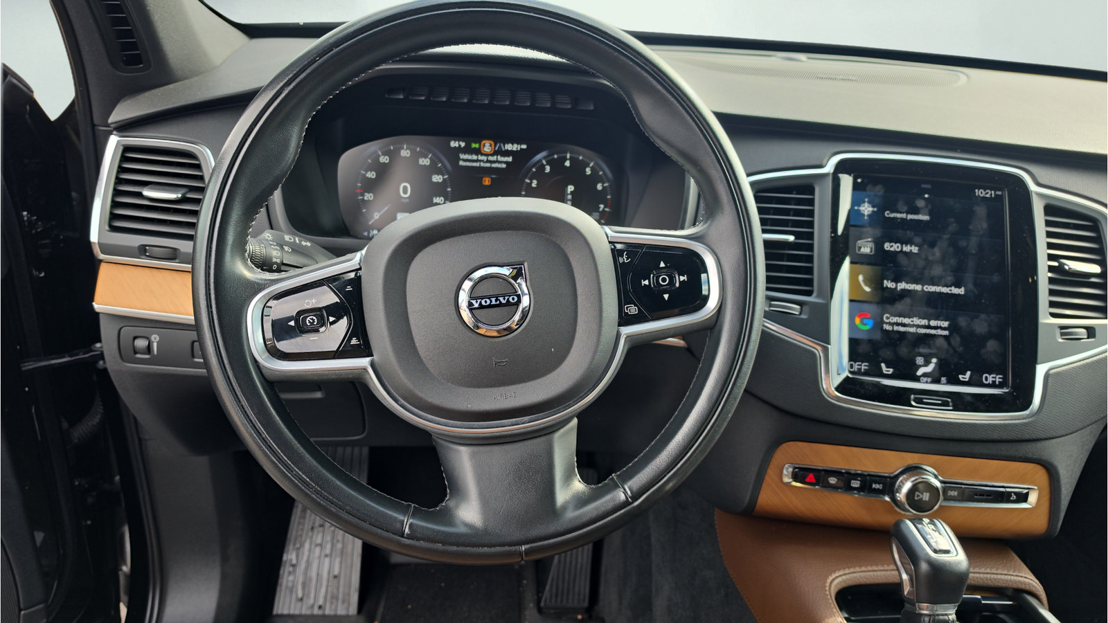Used 2021 Volvo XC90 T6 Momentum w/ Climate Package AWD/4WD image 15
