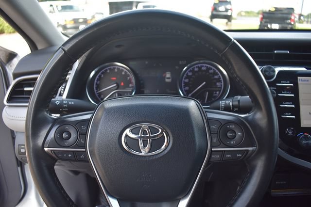 Used 2020 Toyota Camry XLE FWD image 33