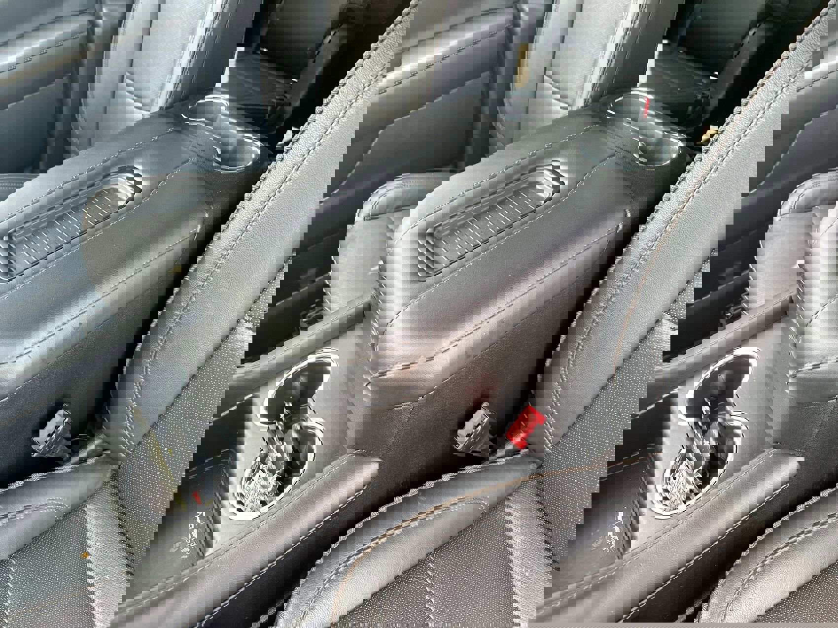 Used 2021 Chevrolet Suburban High Country image 21