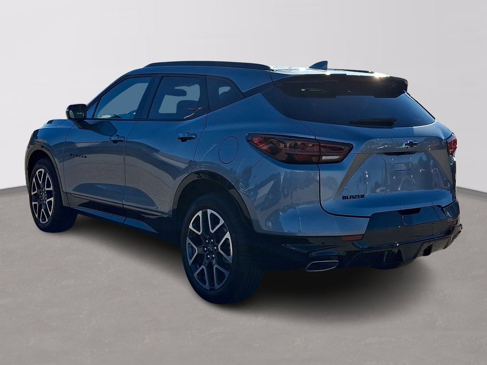Used 2025 Chevrolet Blazer RS image 4