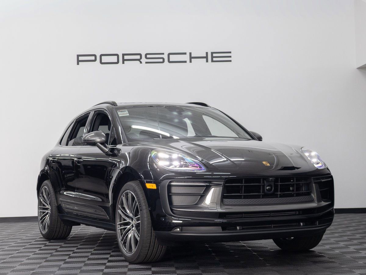 New 2026 Porsche Macan Turbo image 9