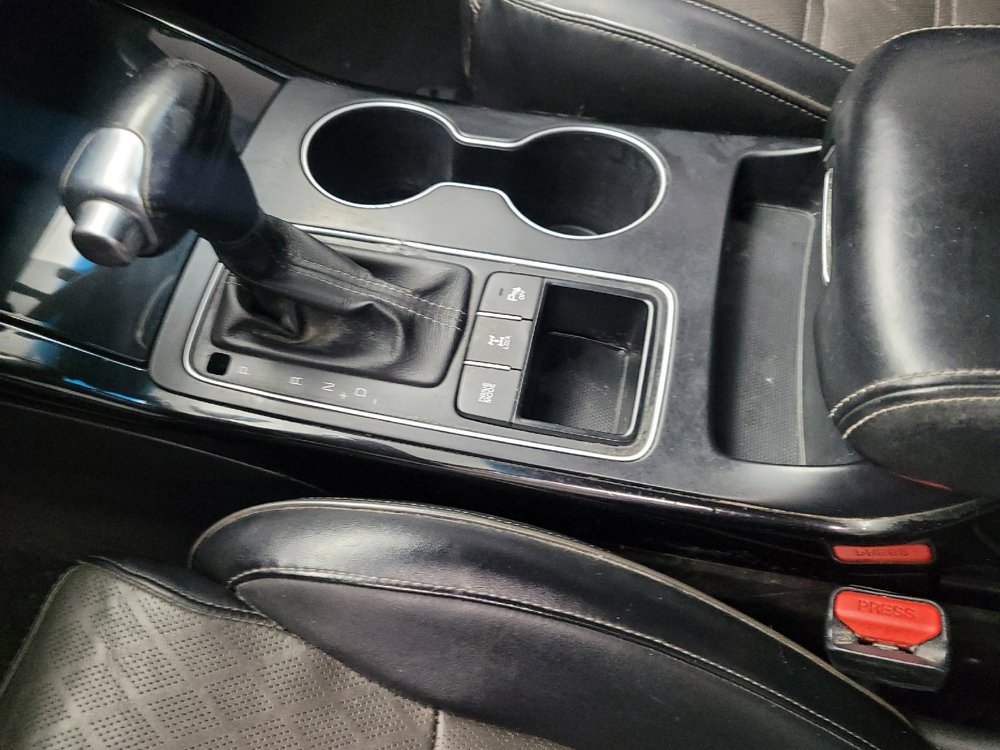 Used 2016 Kia Sorento SX image 26