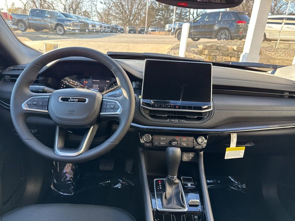 New 2026 Jeep Compass Latitude AWD/4WD image 13