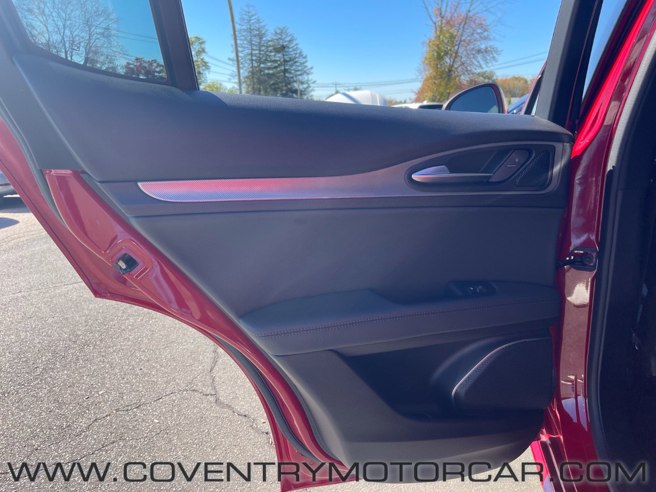 Used 2022 Alfa Romeo Stelvio Veloce image 34