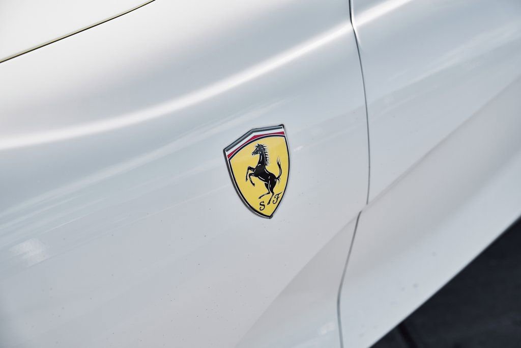 Used 2019 Ferrari 812 Superfast image 8