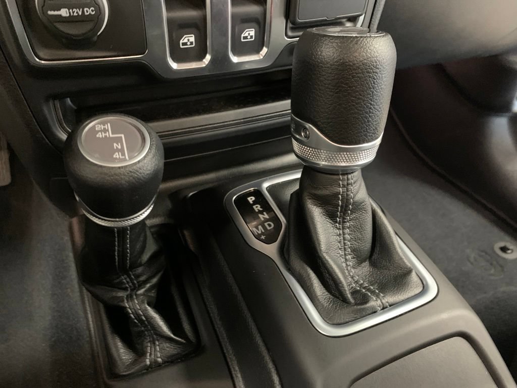 Used 2024 Jeep Wrangler Sport AWD/4WD image 22