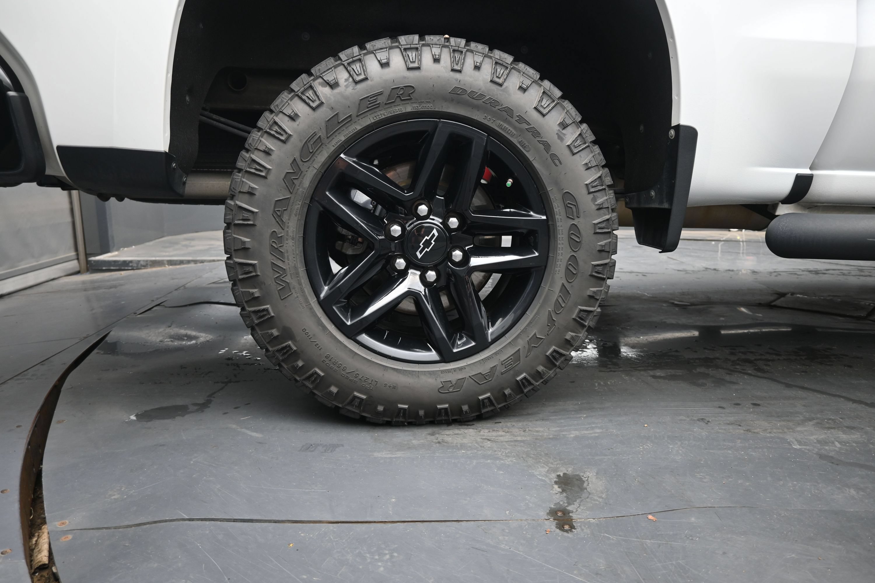 Used 2020 Chevrolet Silverado 1500 LT Trail Boss AWD/4WD image 11