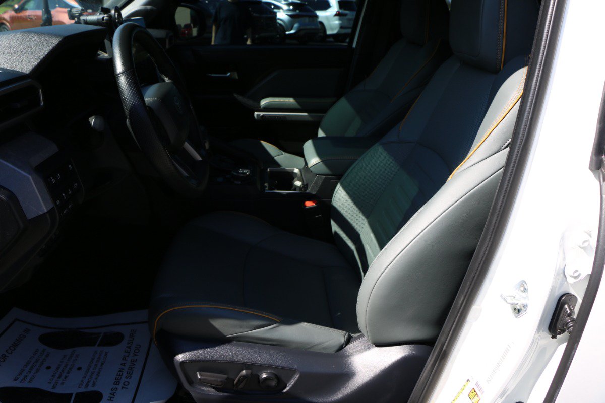 Used 2024 Toyota Tacoma 4x4 Double Cab Hybrid image 33