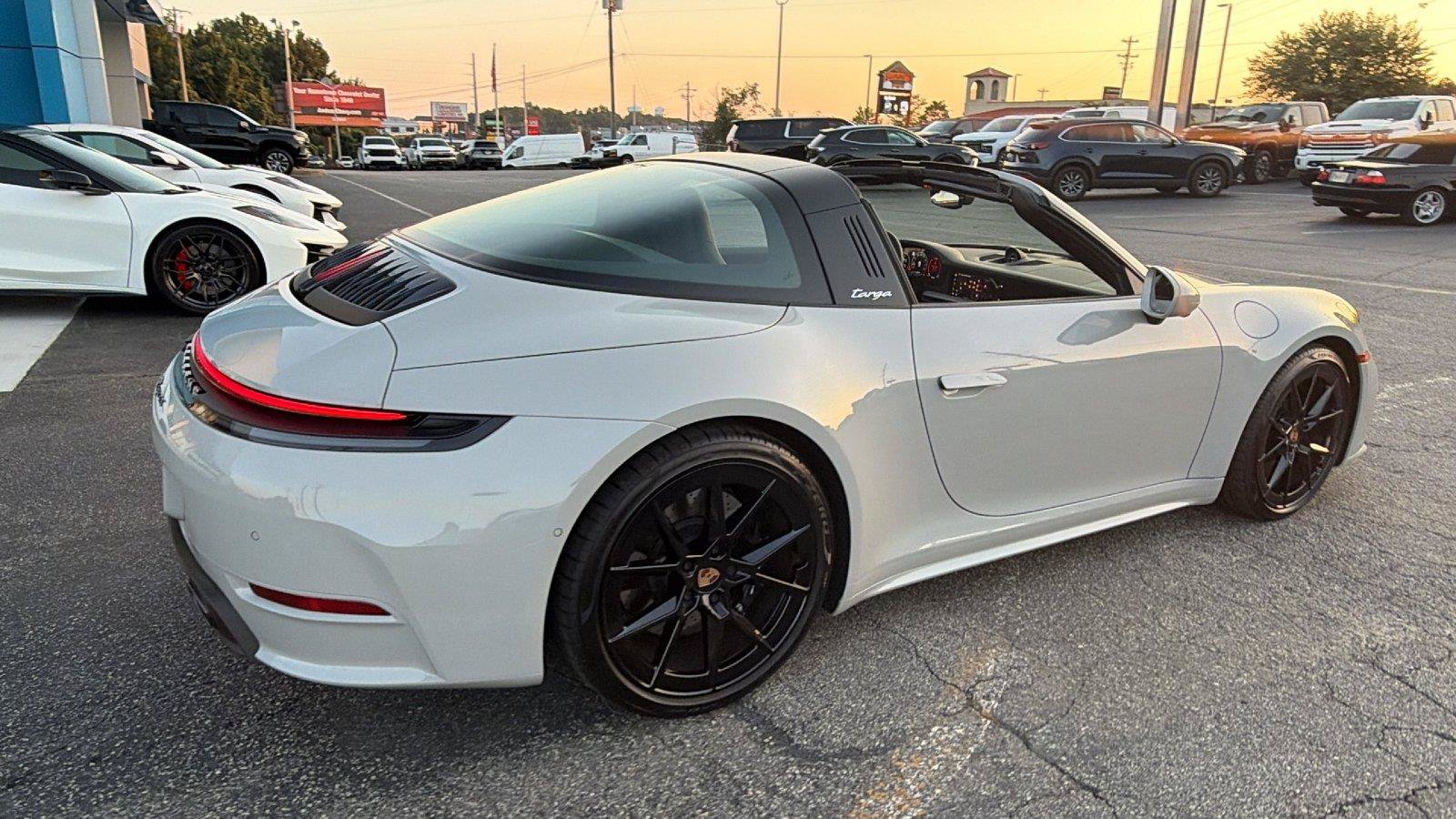 Used 2026 Porsche 911 Targa 4S AWD/4WD image 8