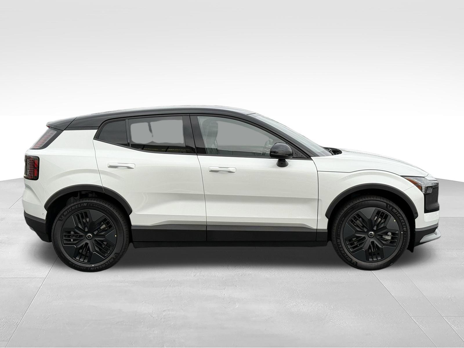 New 2026 Volvo EX30 Cross Country Ultra w/ Protection Package Premier AWD/4WD image 8