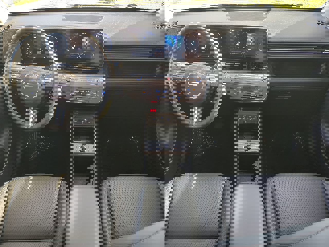 Used 2024 Hyundai Kona Limited image 14