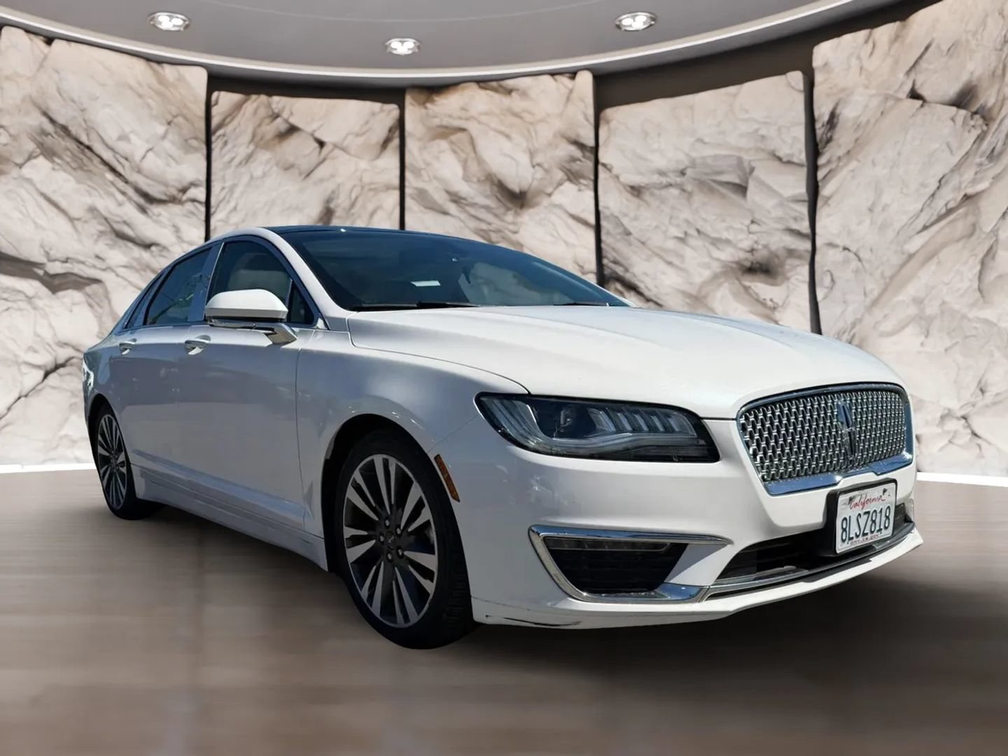 Used 2017 Lincoln MKZ Reserve w/ Climate Package FWD image 3