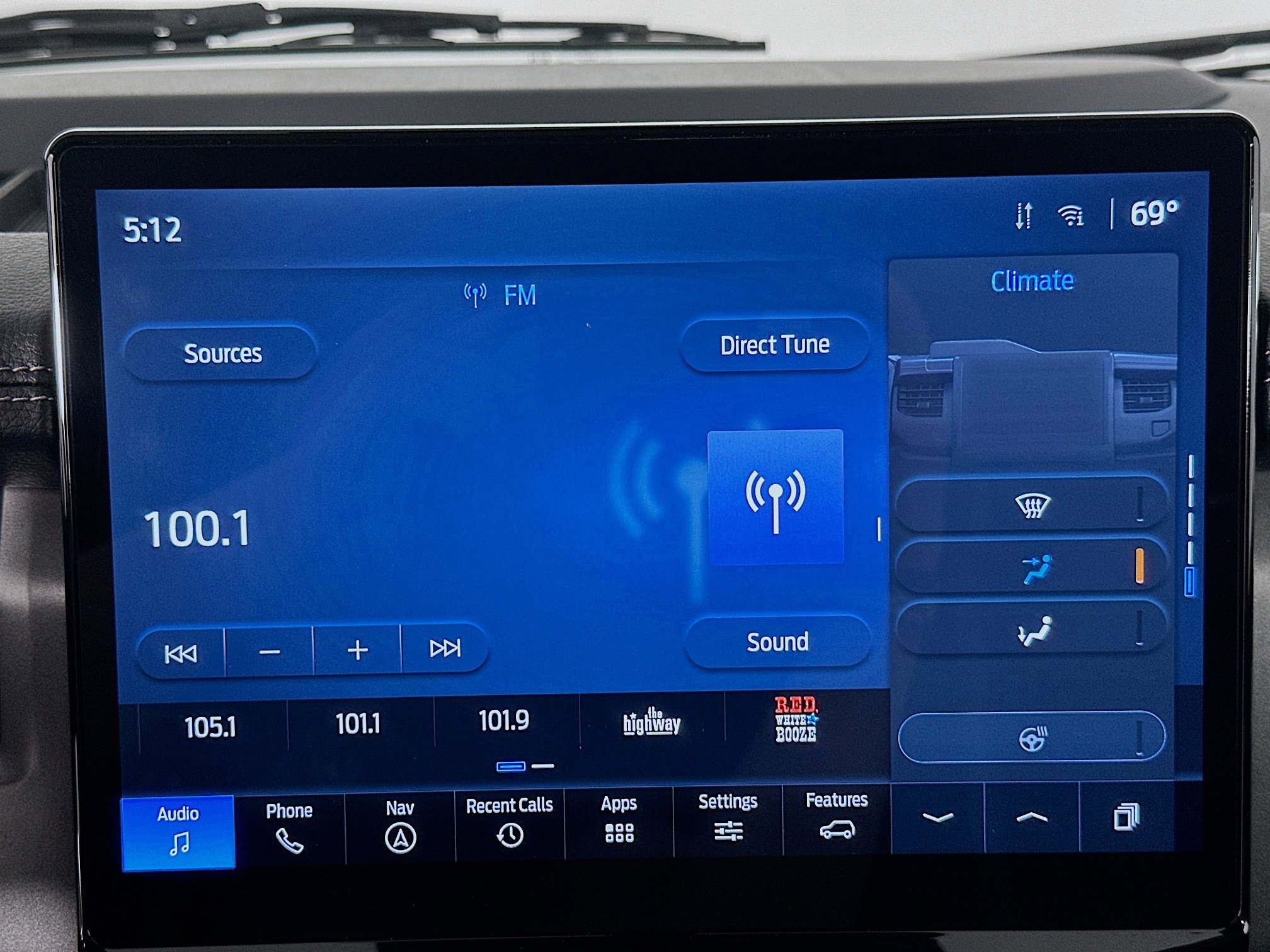 Used 2024 Ford Expedition Max XLT image 21