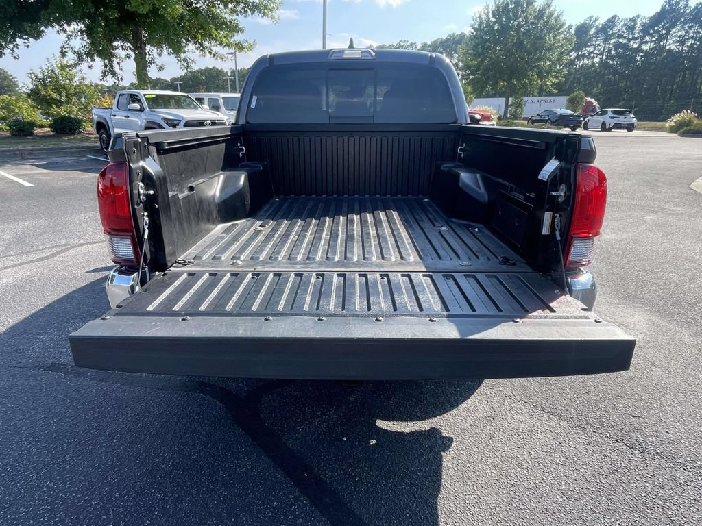 Used 2023 Toyota Tacoma SR5 RWD image 11