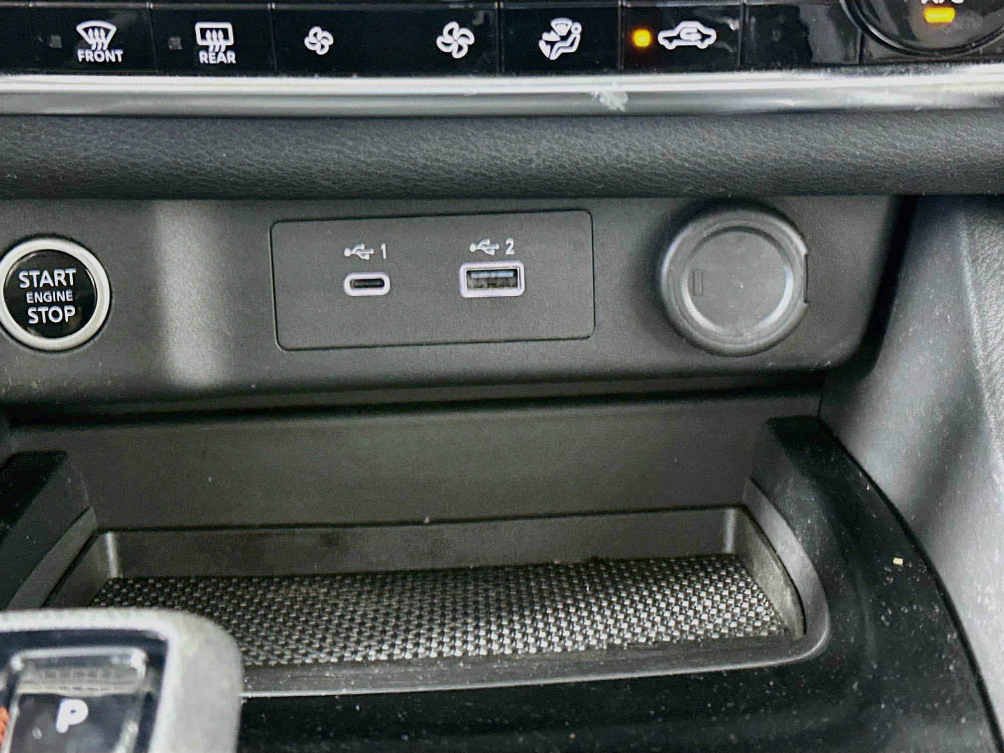 Used 2023 Nissan Rogue SV FWD image 25