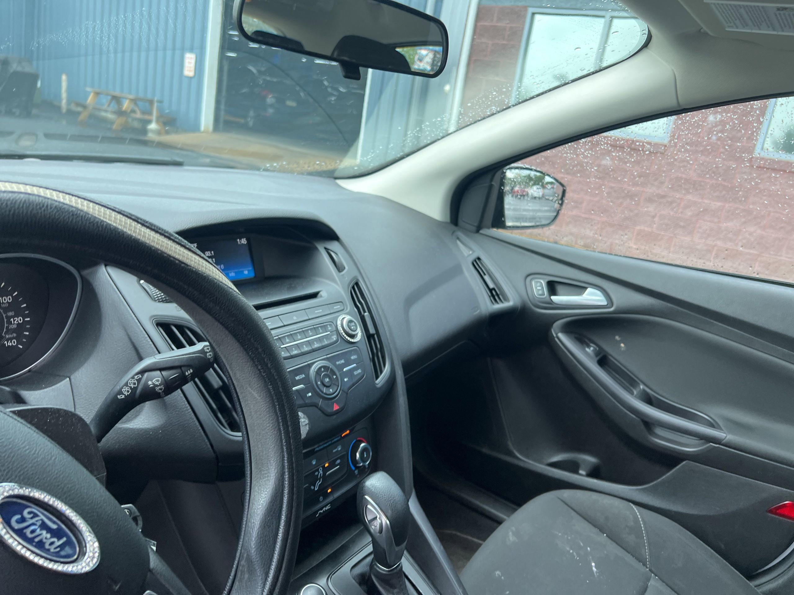 Used 2017 Ford Focus SE FWD image 10